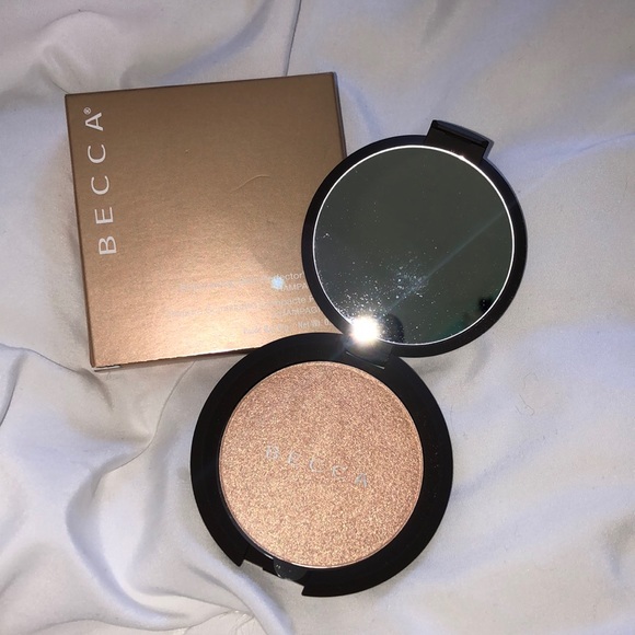 BECCA Other - BECCA Shimmering Skin Perfector